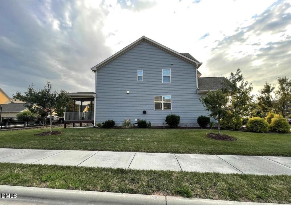 1101 Artis Town Lane - Photo 11
