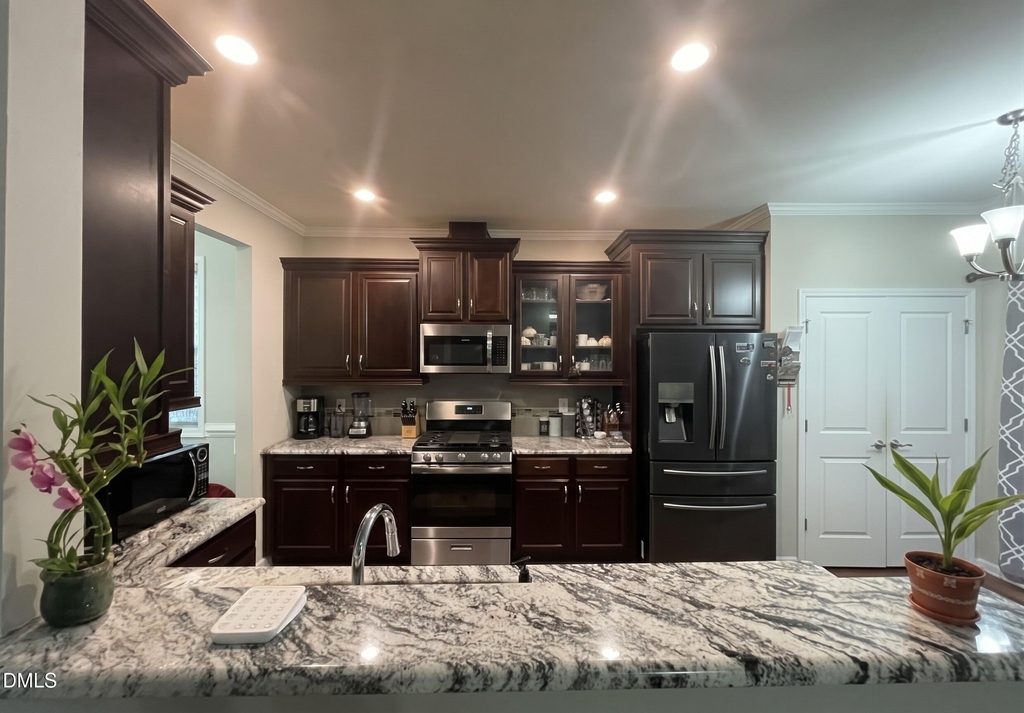 1101 Artis Town Lane - Photo 3