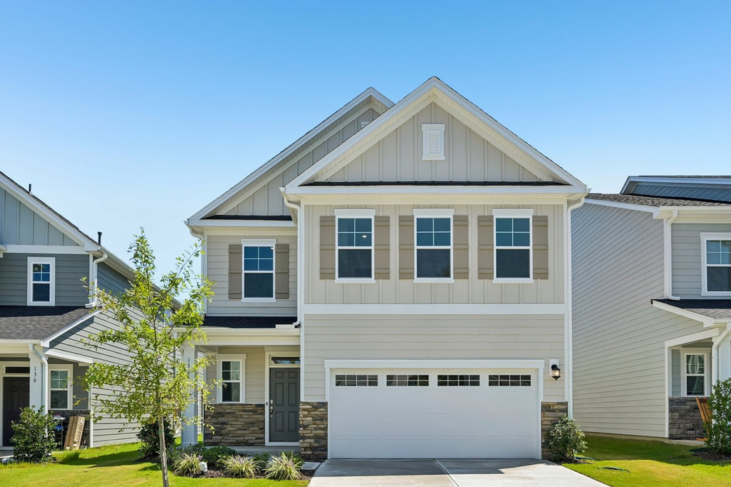 132 Fablewood Trail - Photo 0