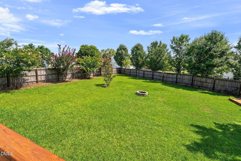 211 Courtland Drive - Photo 35