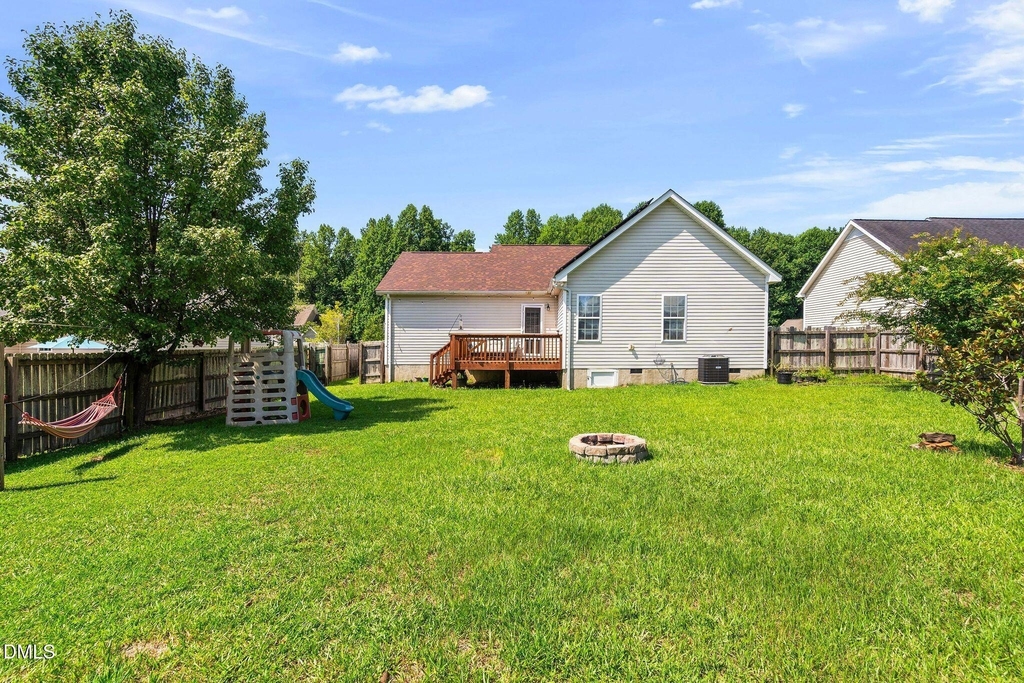 211 Courtland Drive - Photo 37