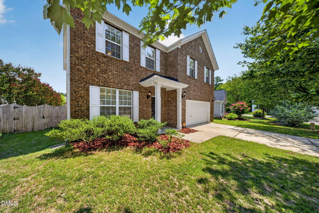 4 Alexis Court - Photo 3