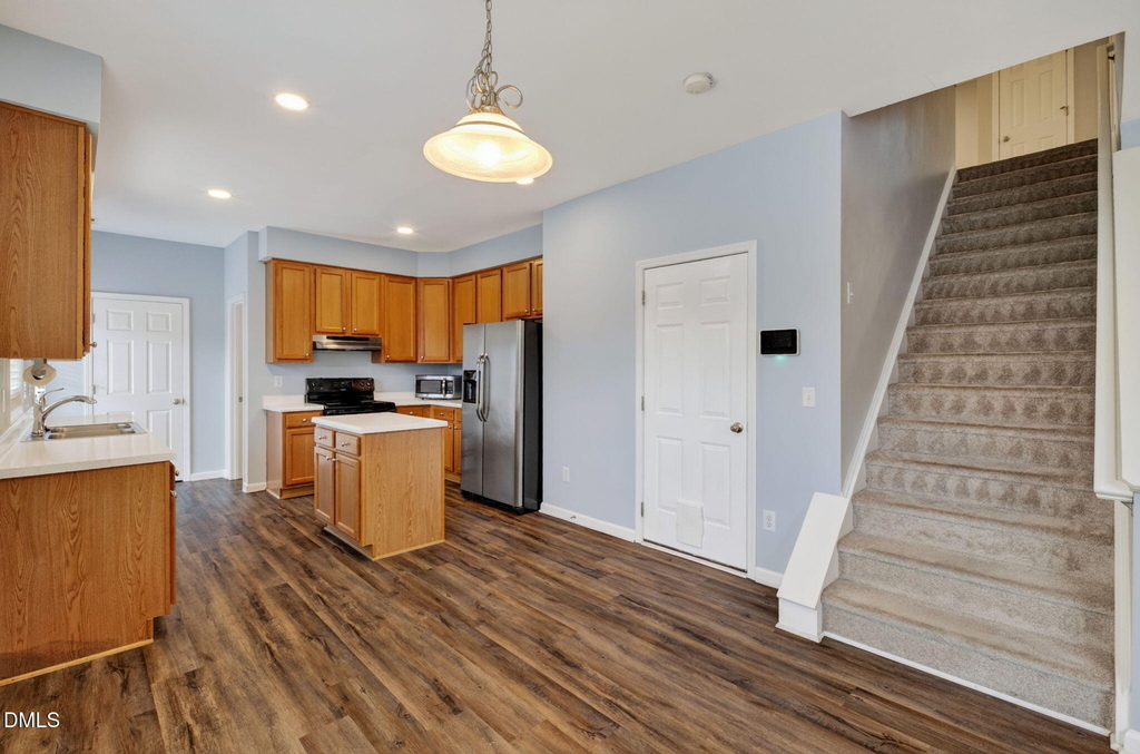 4 Alexis Court - Photo 13