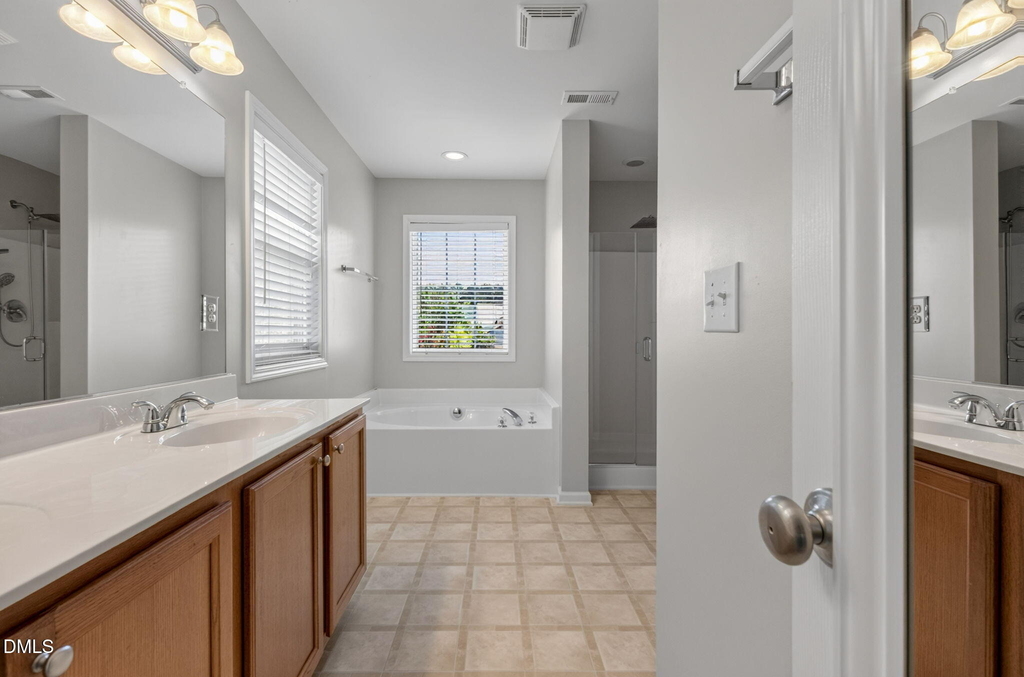 4 Alexis Court - Photo 23