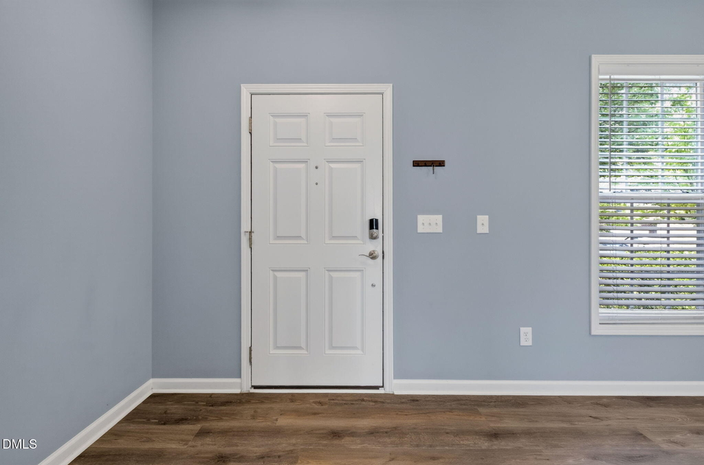 4 Alexis Court - Photo 4