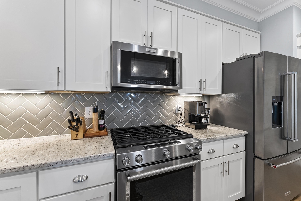 8112 Tuxford Drive - Photo 9