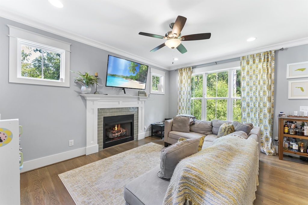 8112 Tuxford Drive - Photo 5