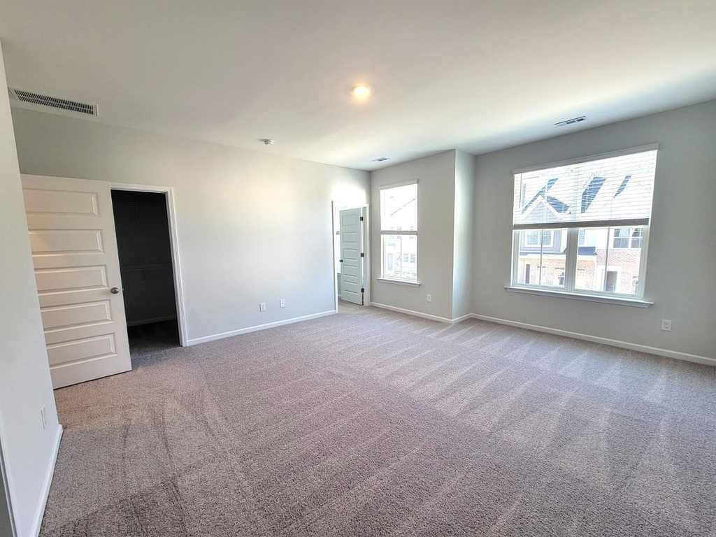 215 Chesapeake Cmns Street - Photo 18