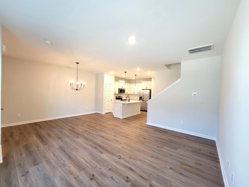 215 Chesapeake Cmns Street - Photo 9