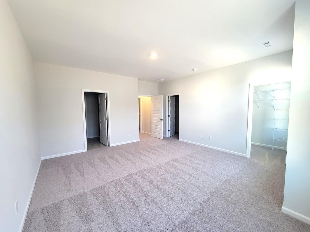 215 Chesapeake Cmns Street - Photo 20