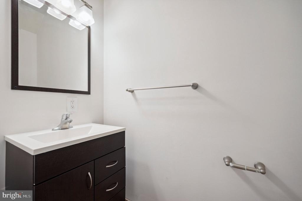 350 N York Road - Photo 7