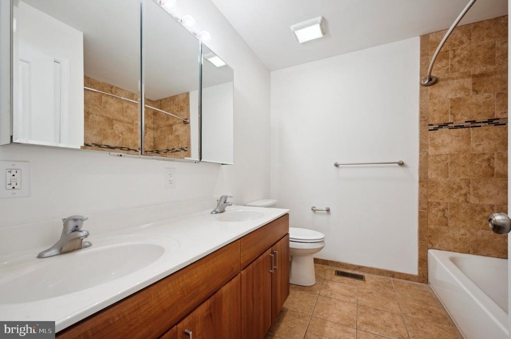 350 N York Road - Photo 10