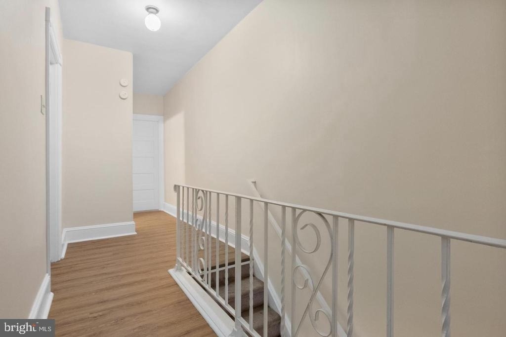 206 E Elm Street - Photo 15