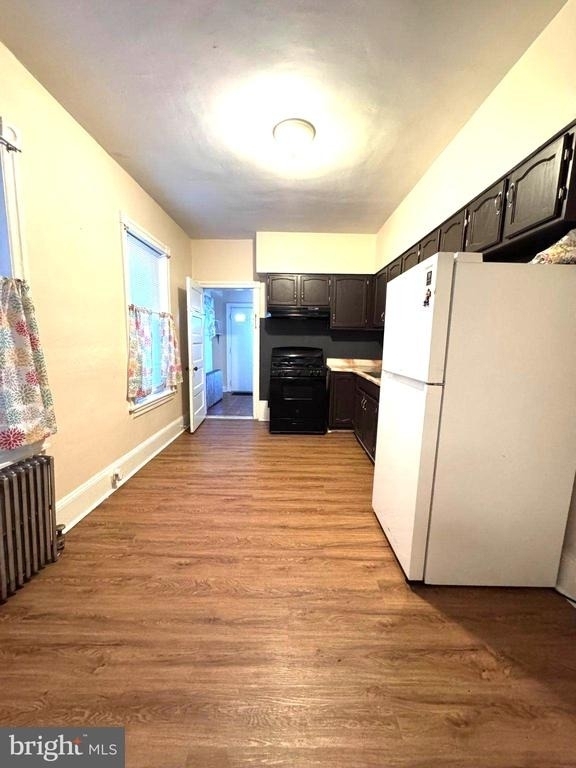 206 E Elm Street - Photo 6