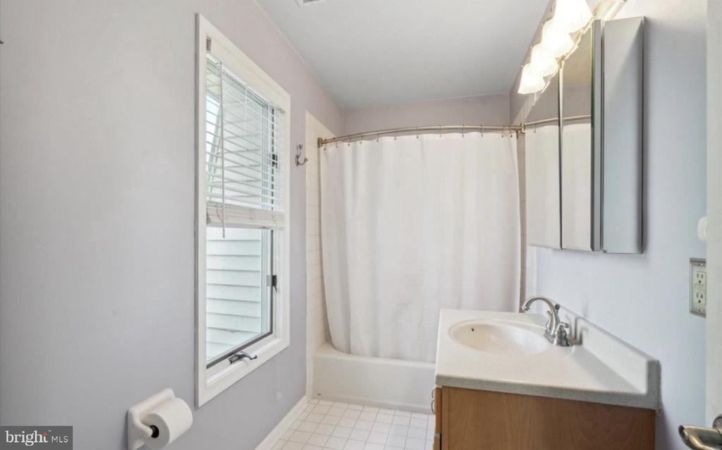 212 Maple Street - Photo 9