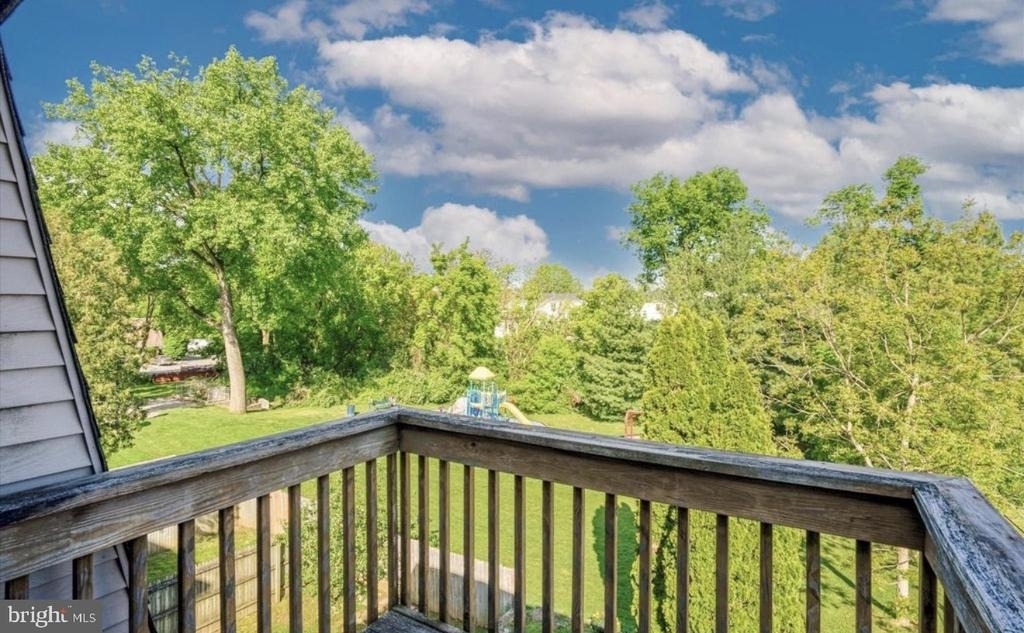 212 Maple Street - Photo 11