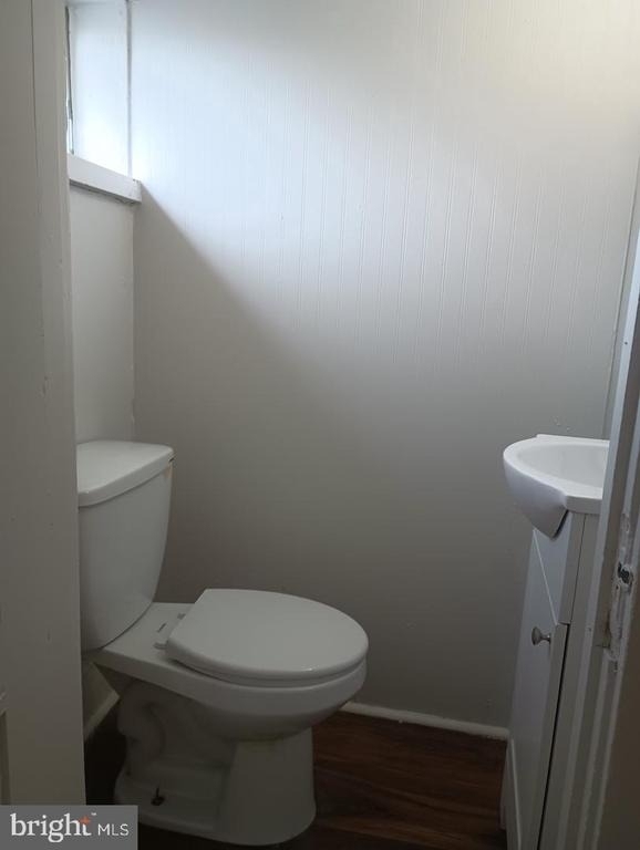140 S Queen Street - Photo 5