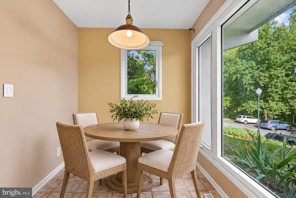 150 W Kenilworth Circle W - Photo 3