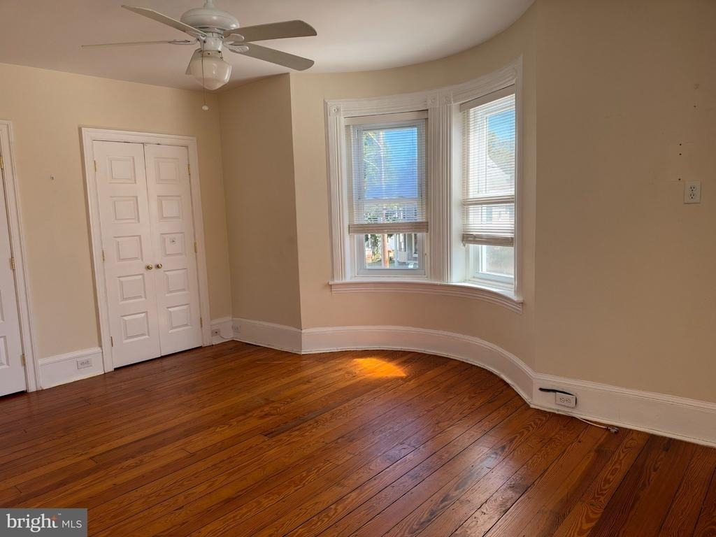 185 W Court Street - Photo 6