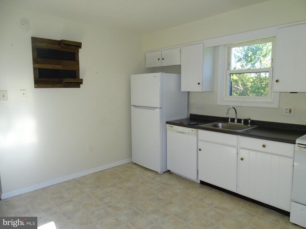 111 Hunter Way - Photo 4