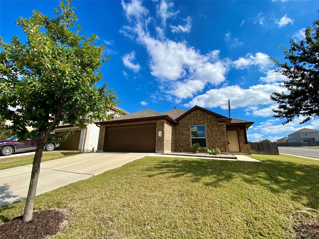 466 Eagle Brook Ln - Photo 2