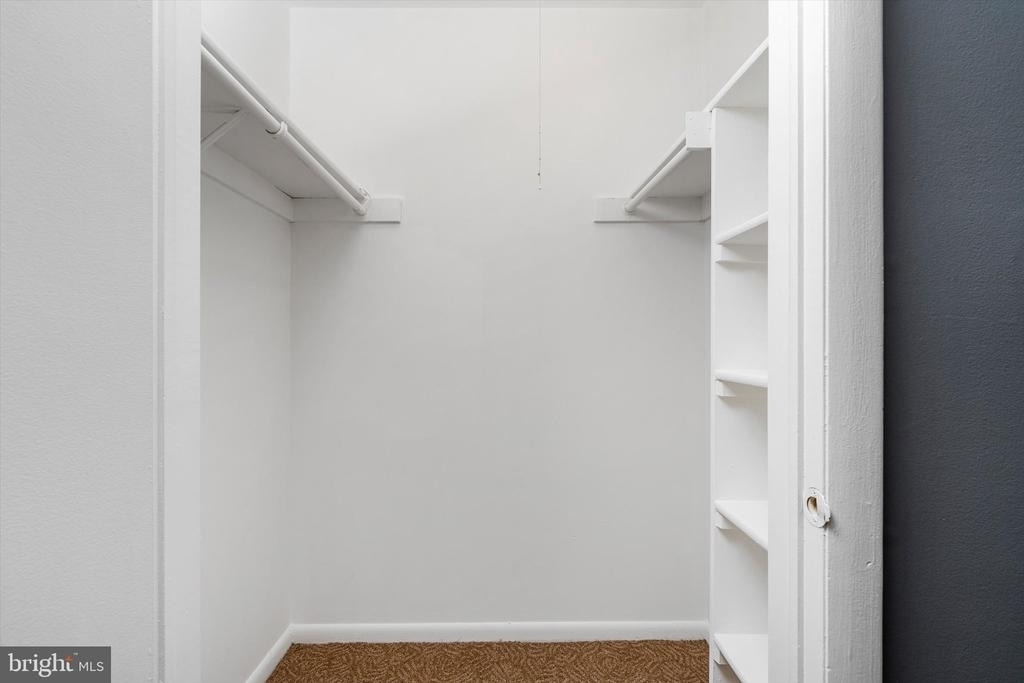 1510 Ravens Crest Drive - Photo 12
