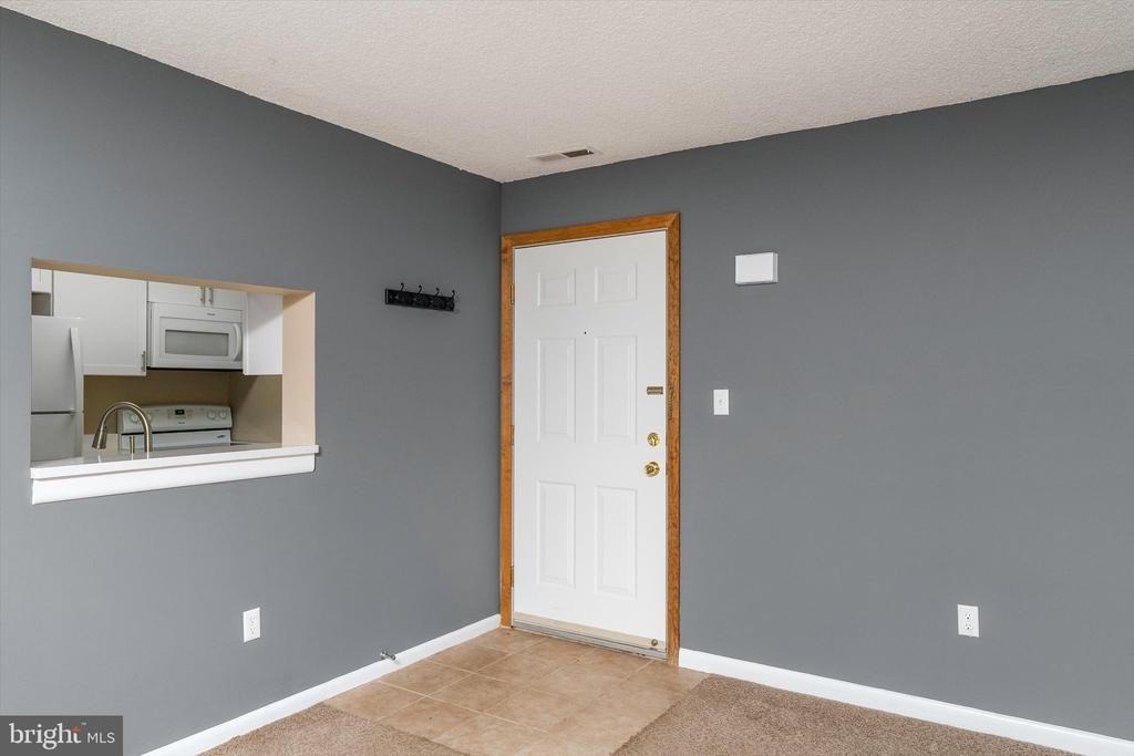 1510 Ravens Crest Drive - Photo 2