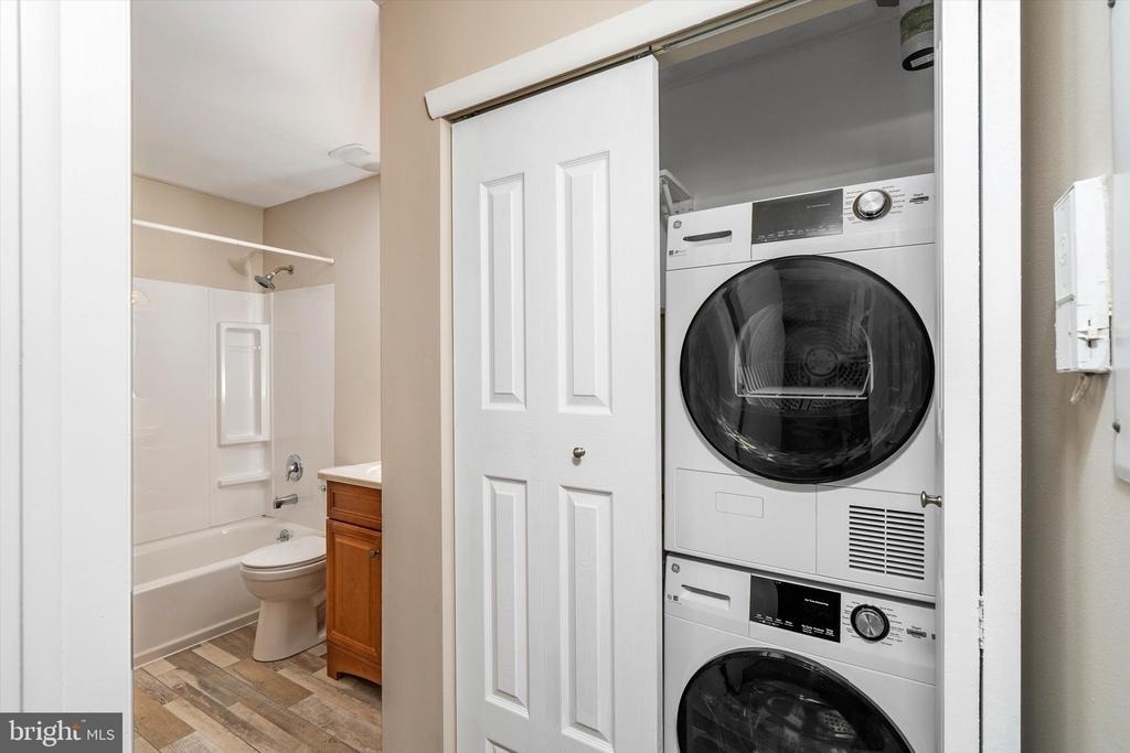 1510 Ravens Crest Drive - Photo 14