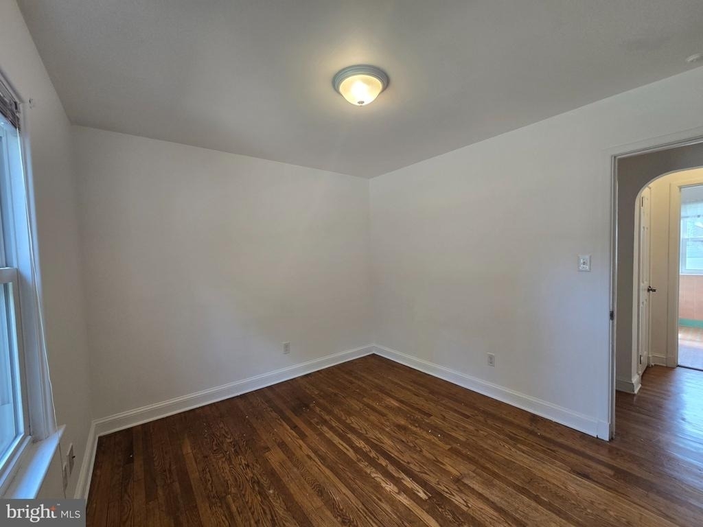 159 Green Lane - Photo 11
