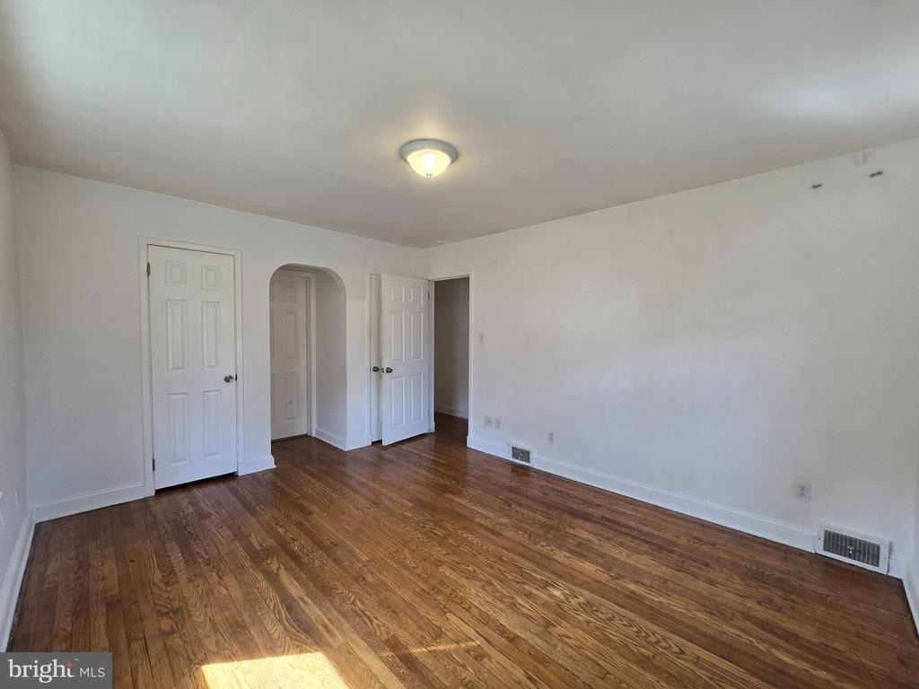 159 Green Lane - Photo 12