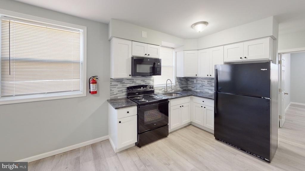 910 Gateway Boulevard - Photo 4