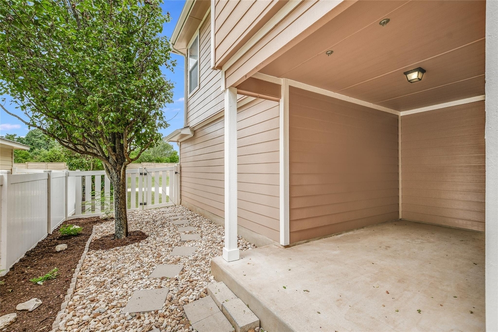 1815 Lost Maples Loop - Photo 22