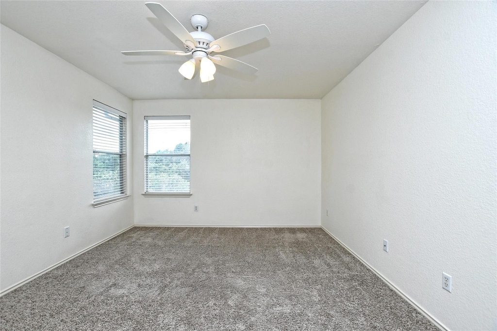 1815 Lost Maples Loop - Photo 9