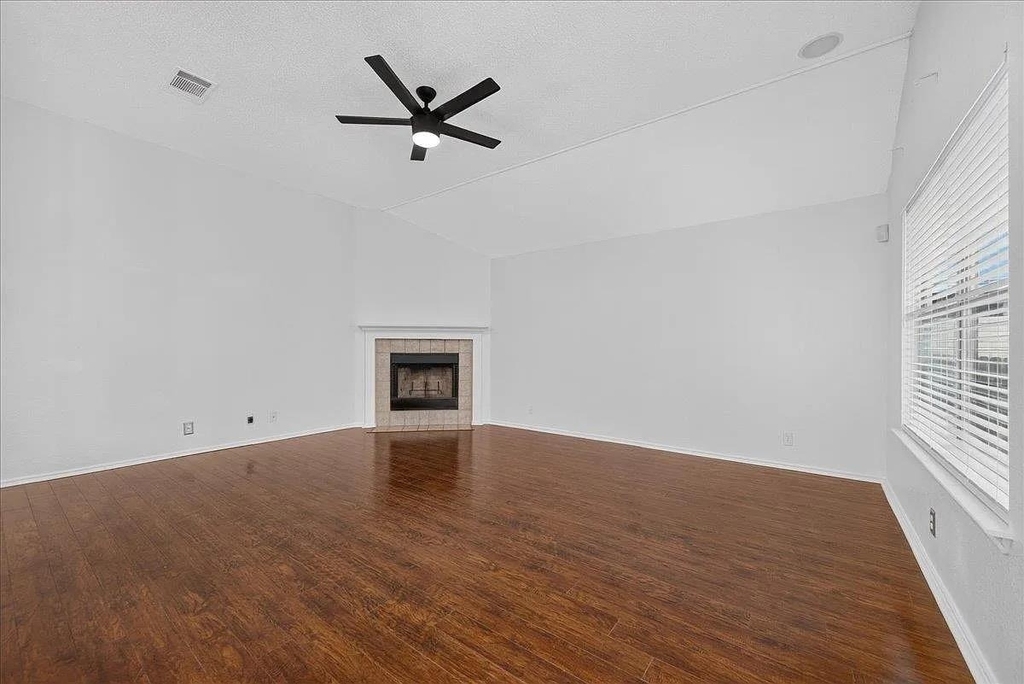 16831 Bailey Jean Dr - Photo 5