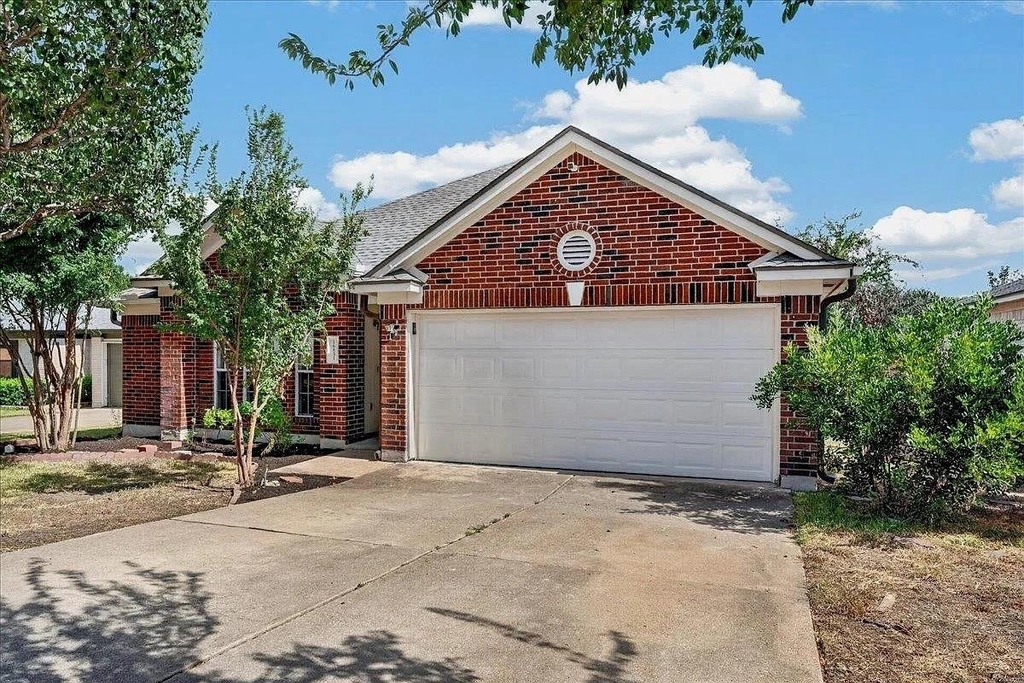 16831 Bailey Jean Dr - Photo 1