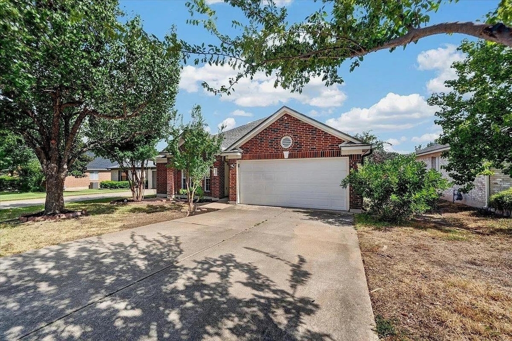16831 Bailey Jean Dr - Photo 2