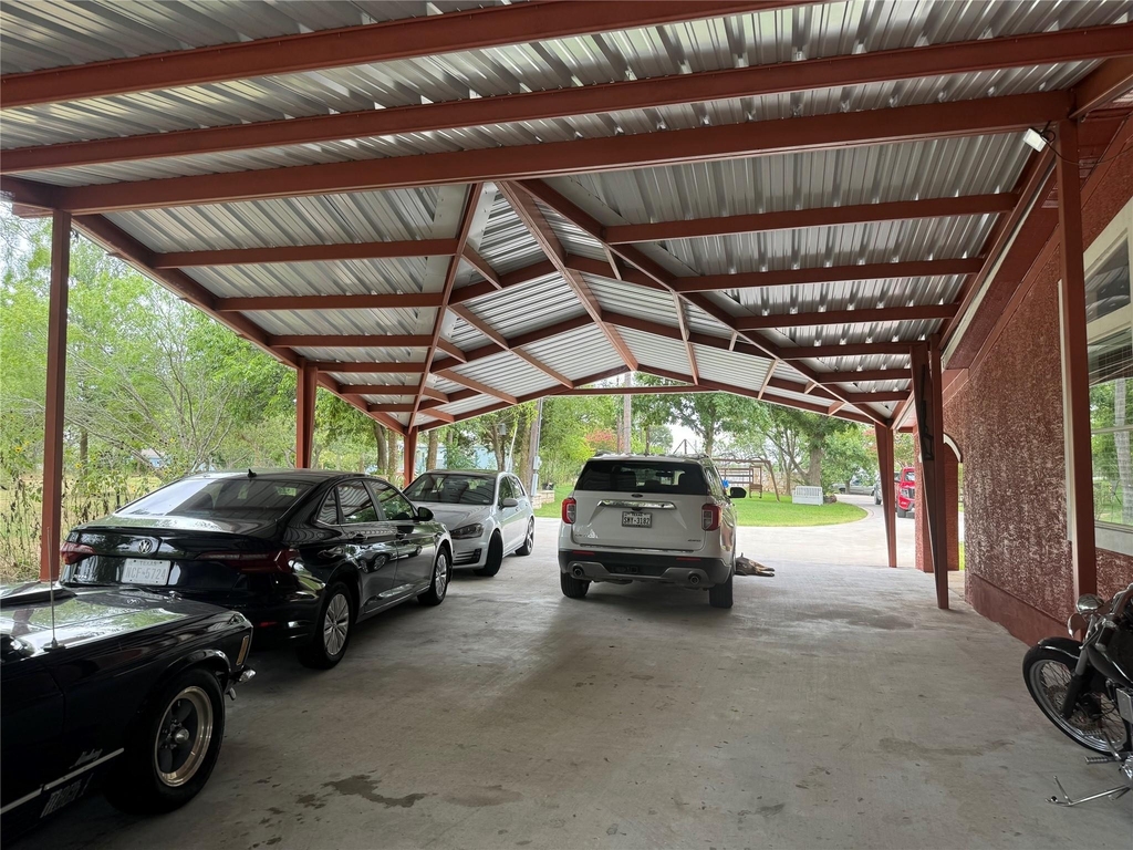 13623 Avis Rd - Photo 3