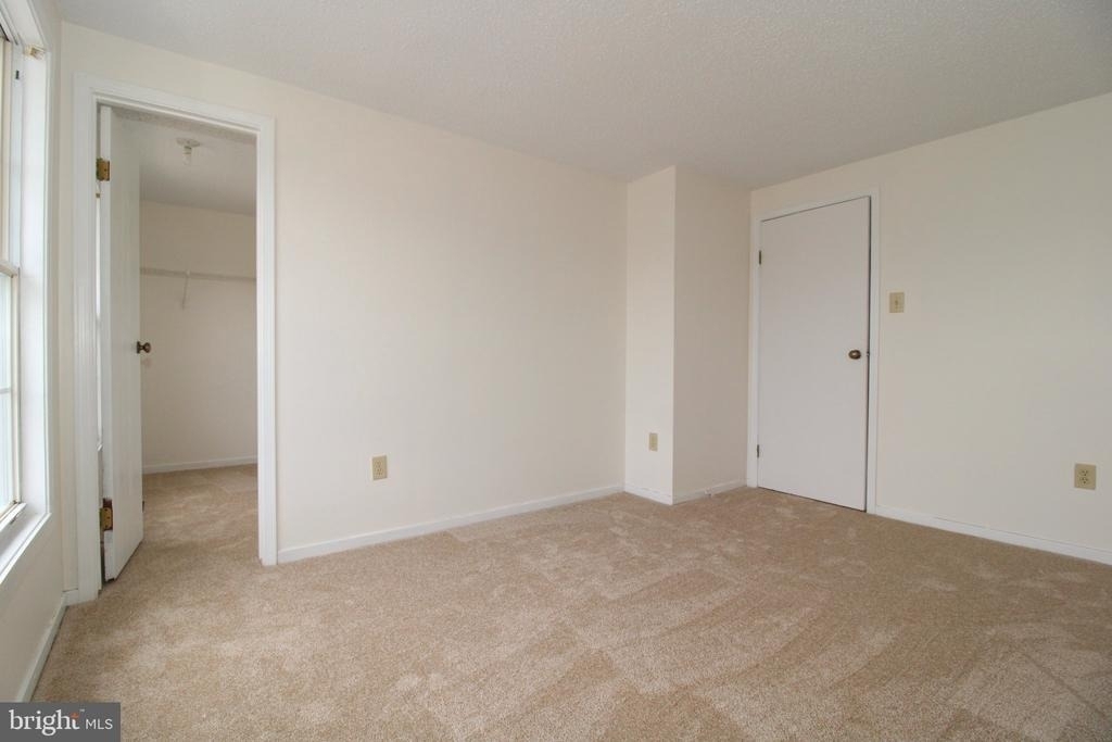 1524 Violet Drive - Photo 9