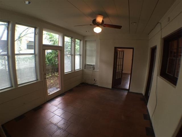 2813 Salado St - Photo 13