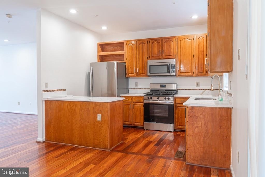 744 Faraway Court - Photo 1