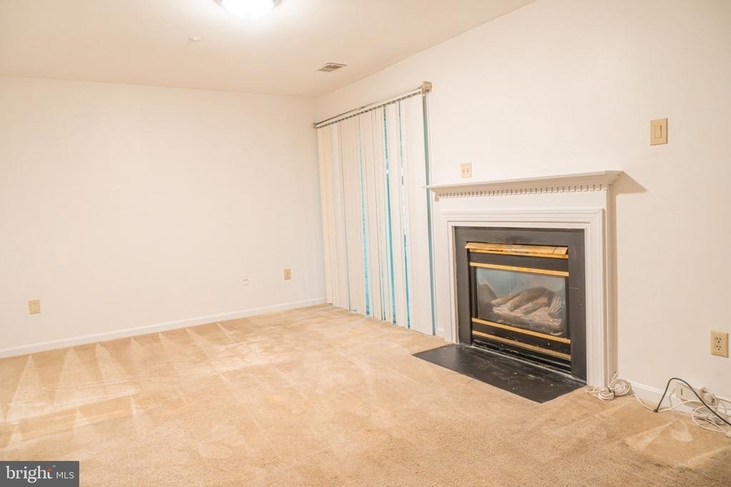 744 Faraway Court - Photo 9