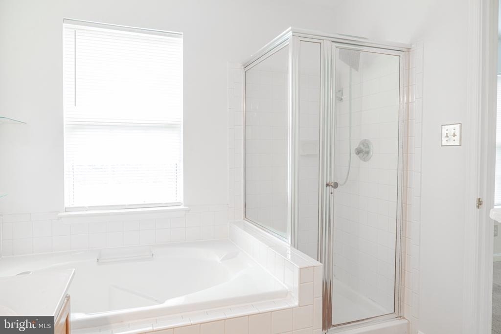 744 Faraway Court - Photo 25