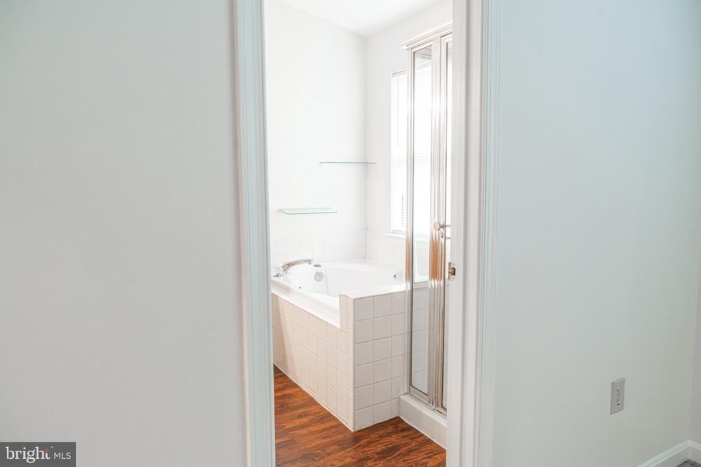 744 Faraway Court - Photo 16