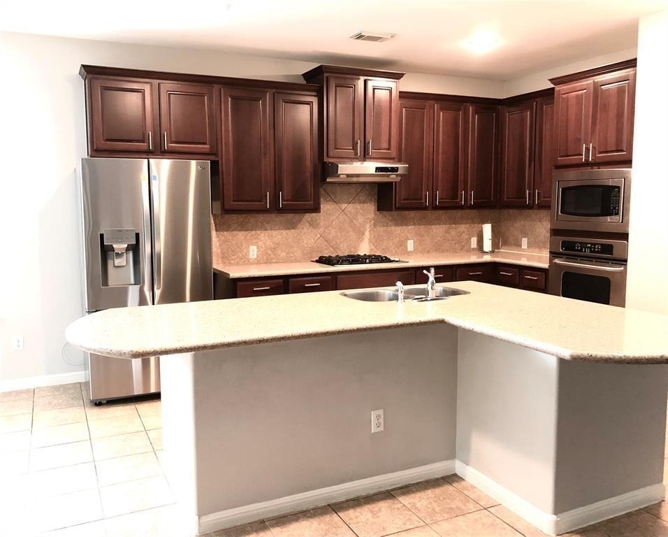10808 Sky Rock Dr - Photo 3