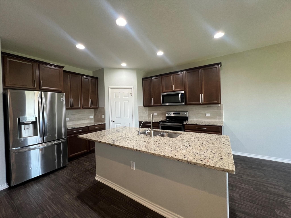 13122 Titanium St - Photo 4