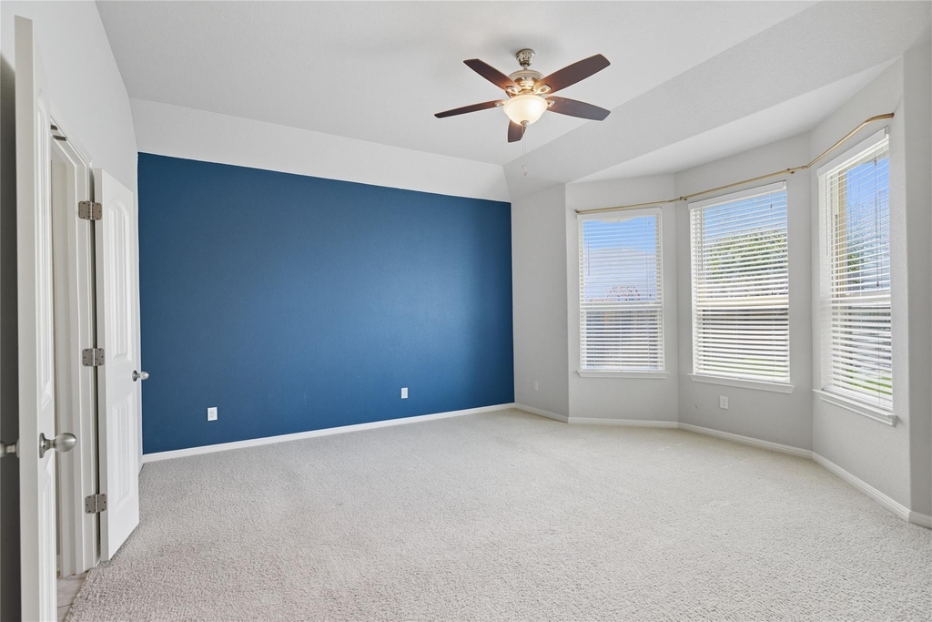 5925 Malta Cir - Photo 18