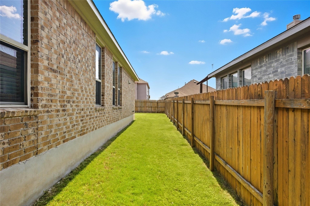 5925 Malta Cir - Photo 34