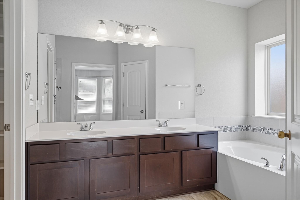 5925 Malta Cir - Photo 21