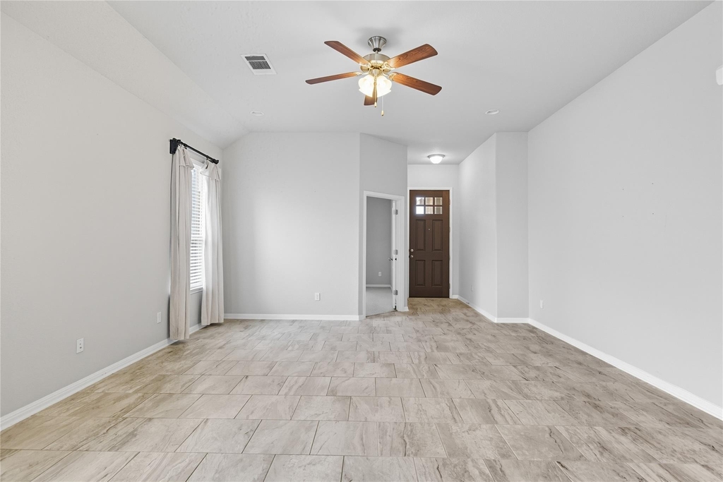 5925 Malta Cir - Photo 9