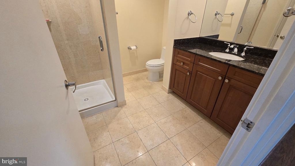 6820 Wisconsin Avenue - Photo 20